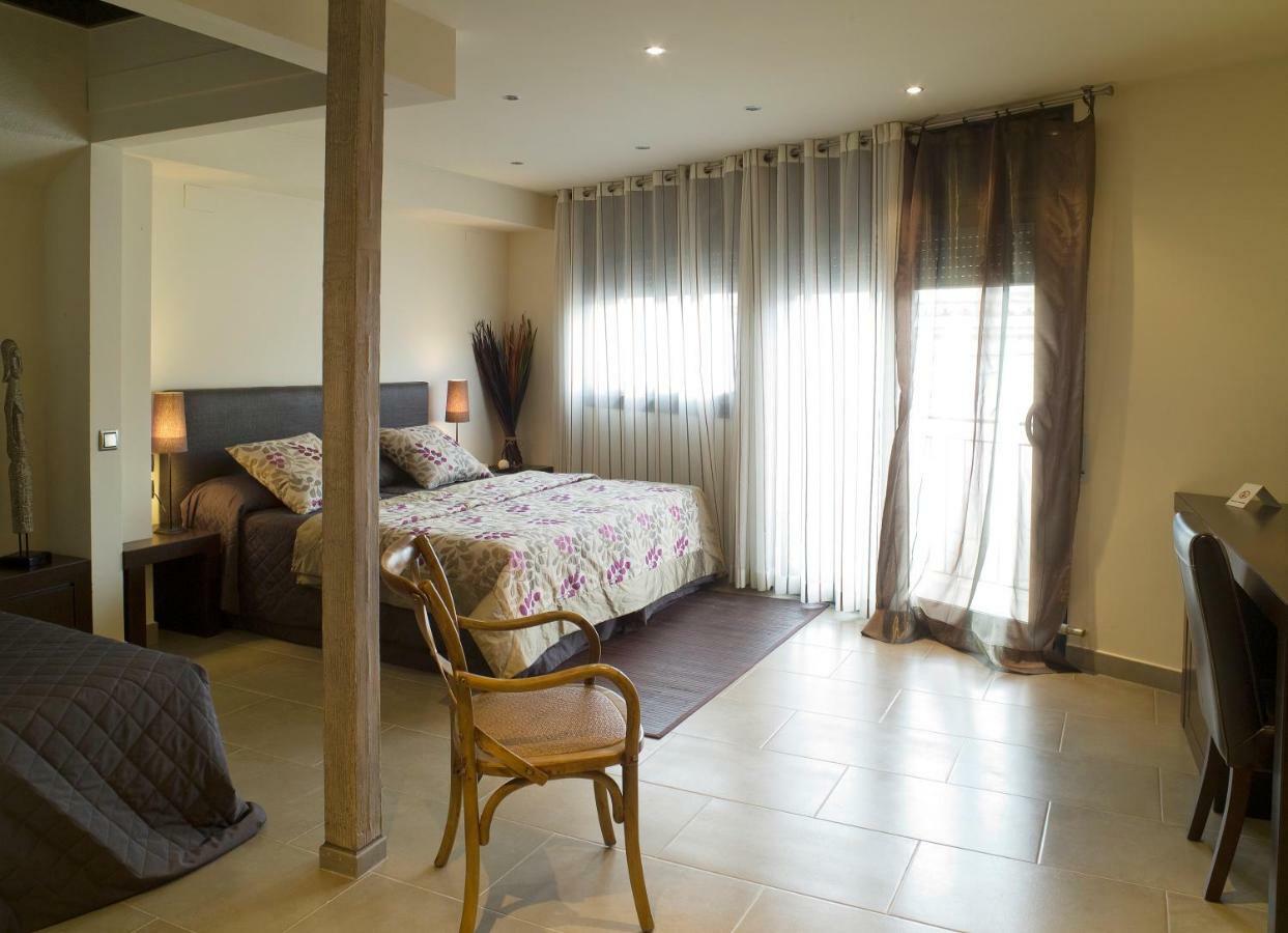 Hotel Calabria Ла Гарига Екстериор снимка