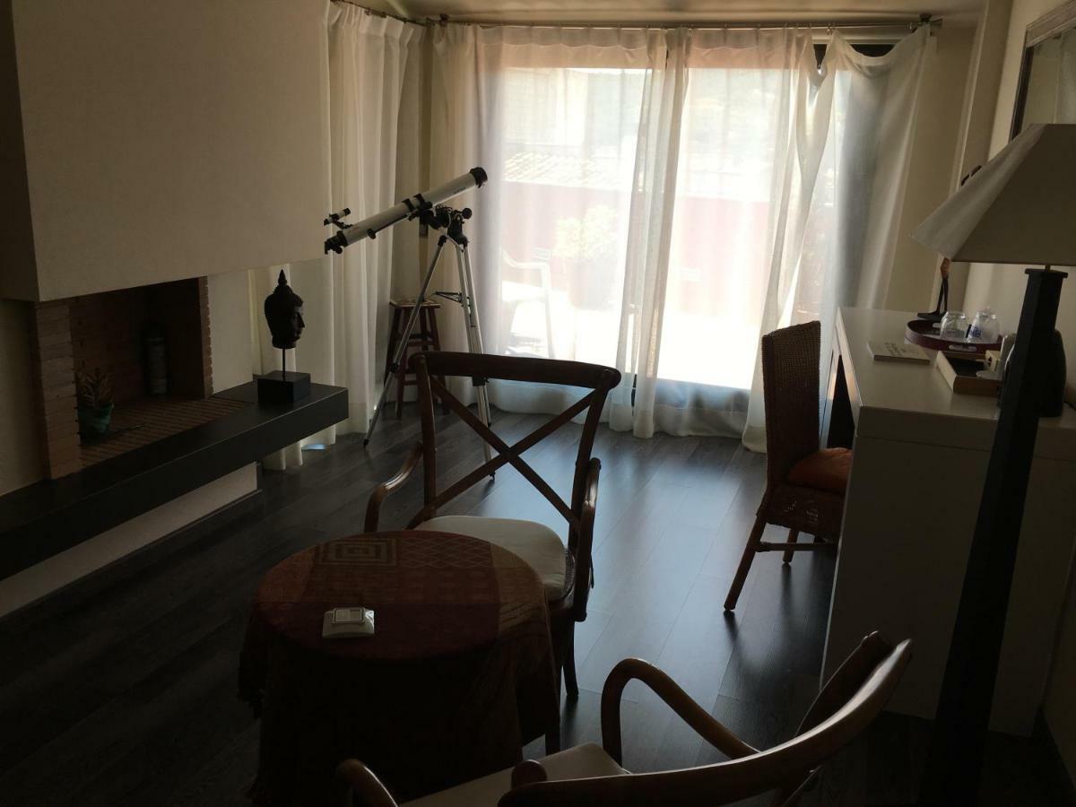 Hotel Calabria Ла Гарига Екстериор снимка