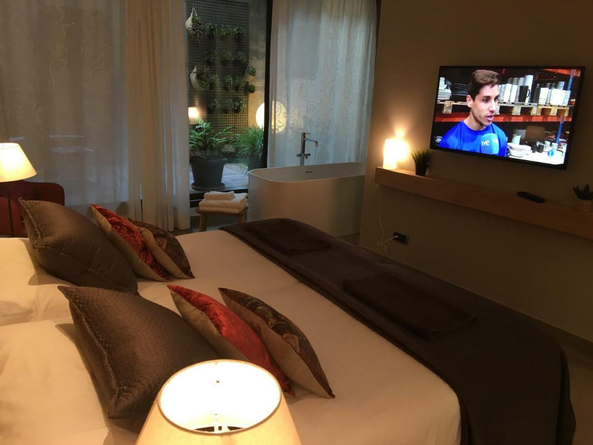 Hotel Calabria Ла Гарига Екстериор снимка
