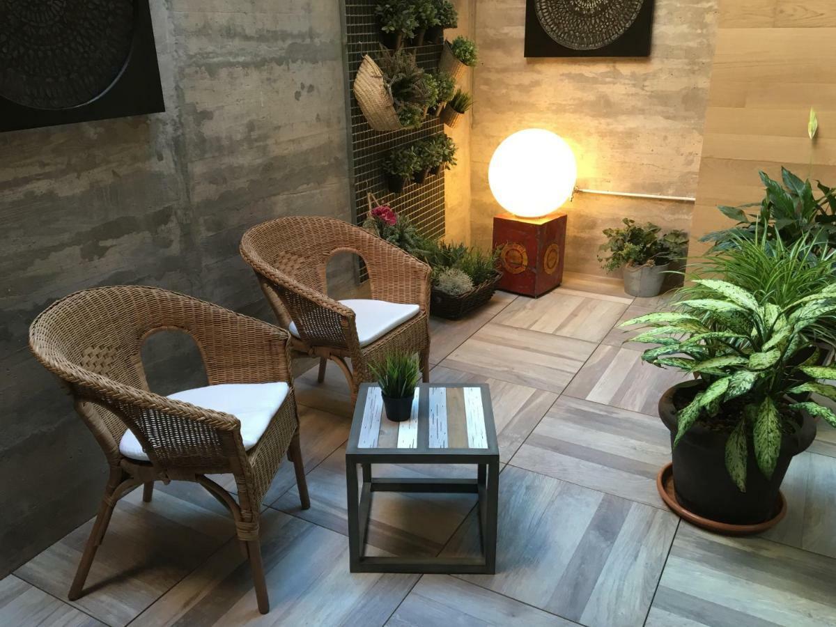 Hotel Calabria Ла Гарига Екстериор снимка
