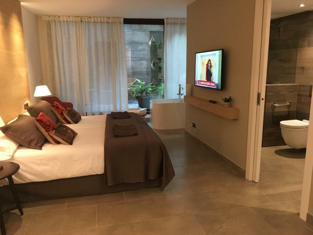 Hotel Calabria Ла Гарига Екстериор снимка