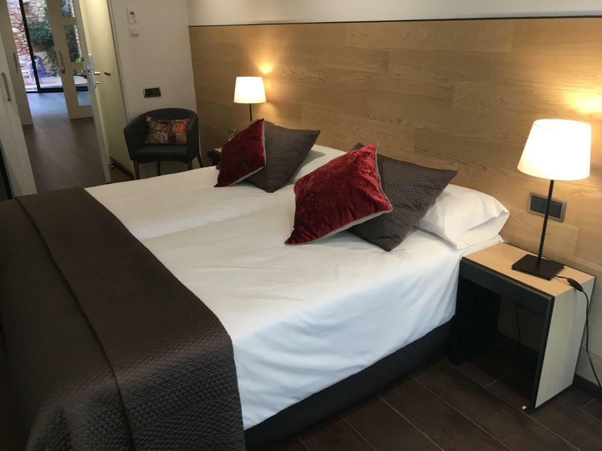 Hotel Calabria Ла Гарига Екстериор снимка