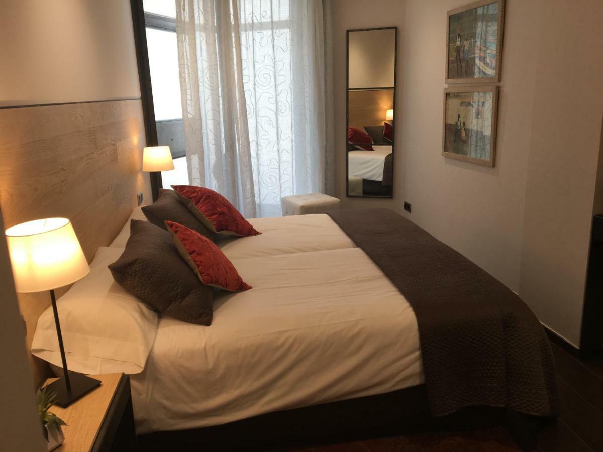 Hotel Calabria Ла Гарига Екстериор снимка